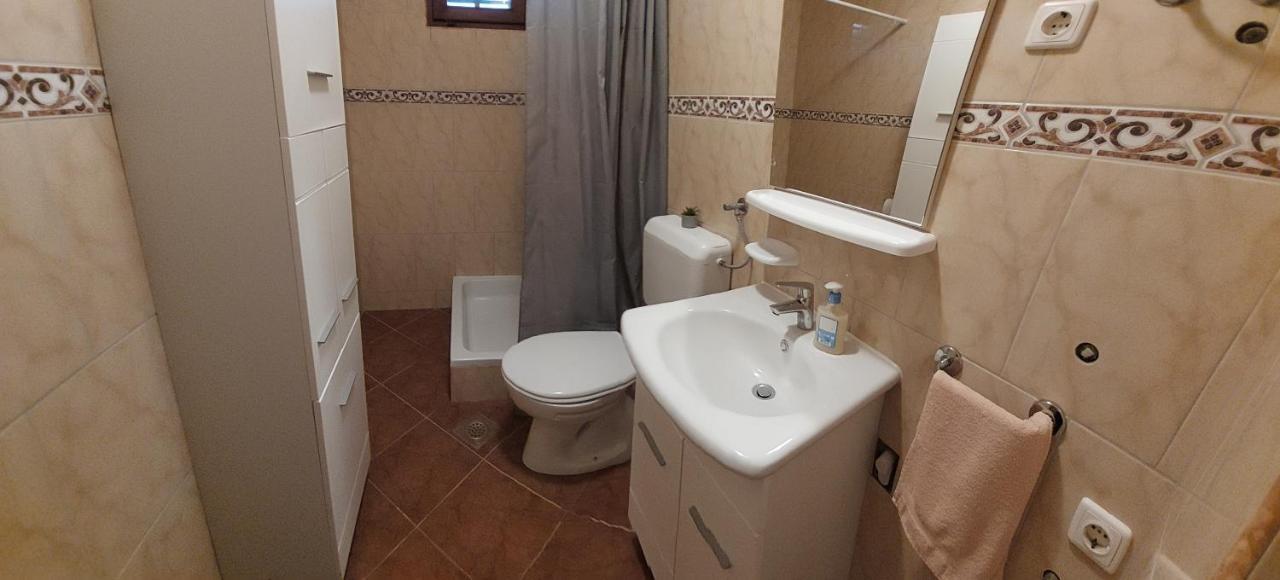 Apartman Vukoja Pakostane Apartment Exterior photo